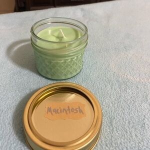 4 ounce Macintosh Scented Soy Candle​